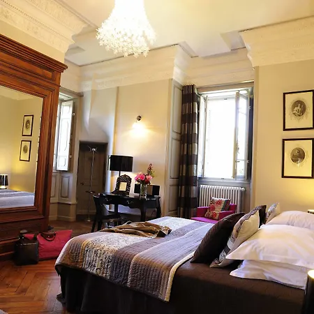 Chateau Clement - Teritoria 招待所 4*